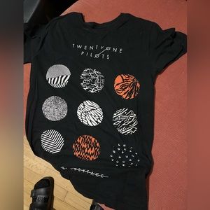 Twenty One Pilots Tshirt